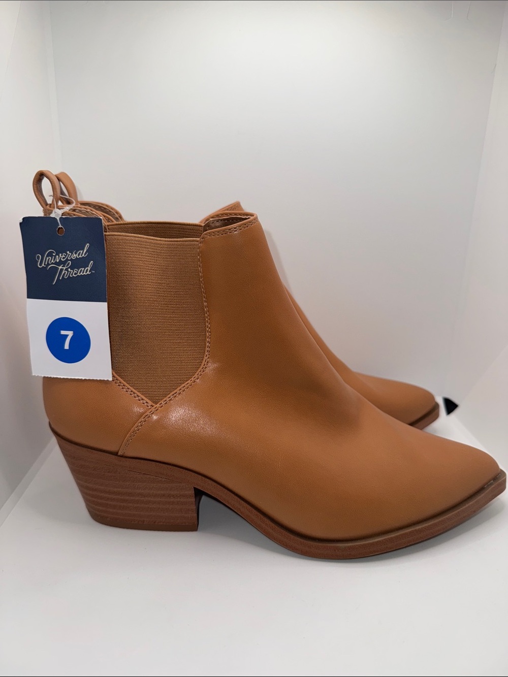 Universal Thread Rosemary Ankle Boots Camel Tan Women’s 7 Vegan